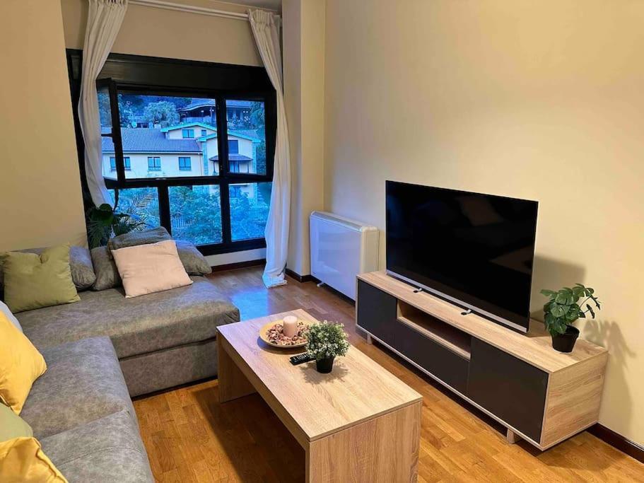 Apartamento Con Vistas A La Montana Infiesto Bagian luar foto